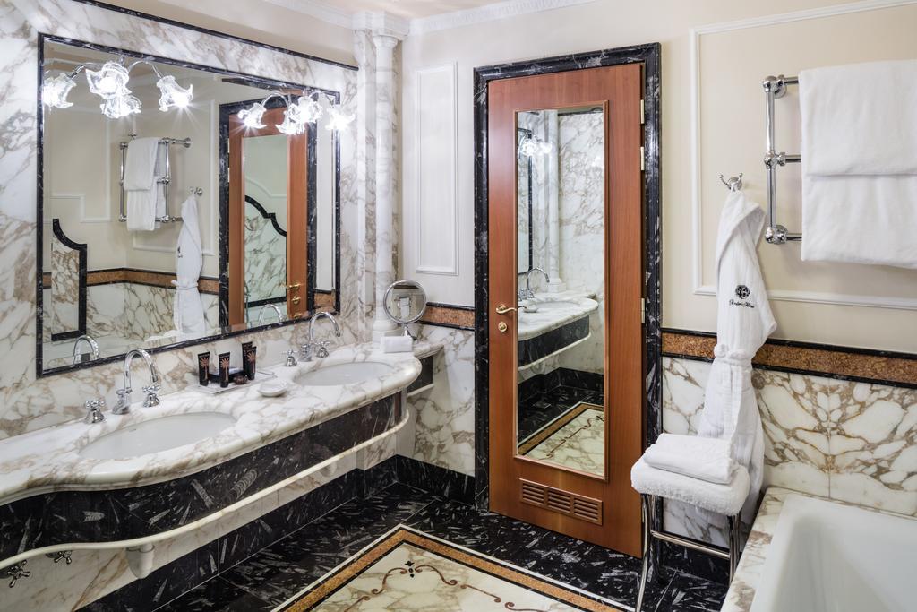 Baglioni Hotel Carlton - The Leading Hotels Of The World Milan Luaran gambar